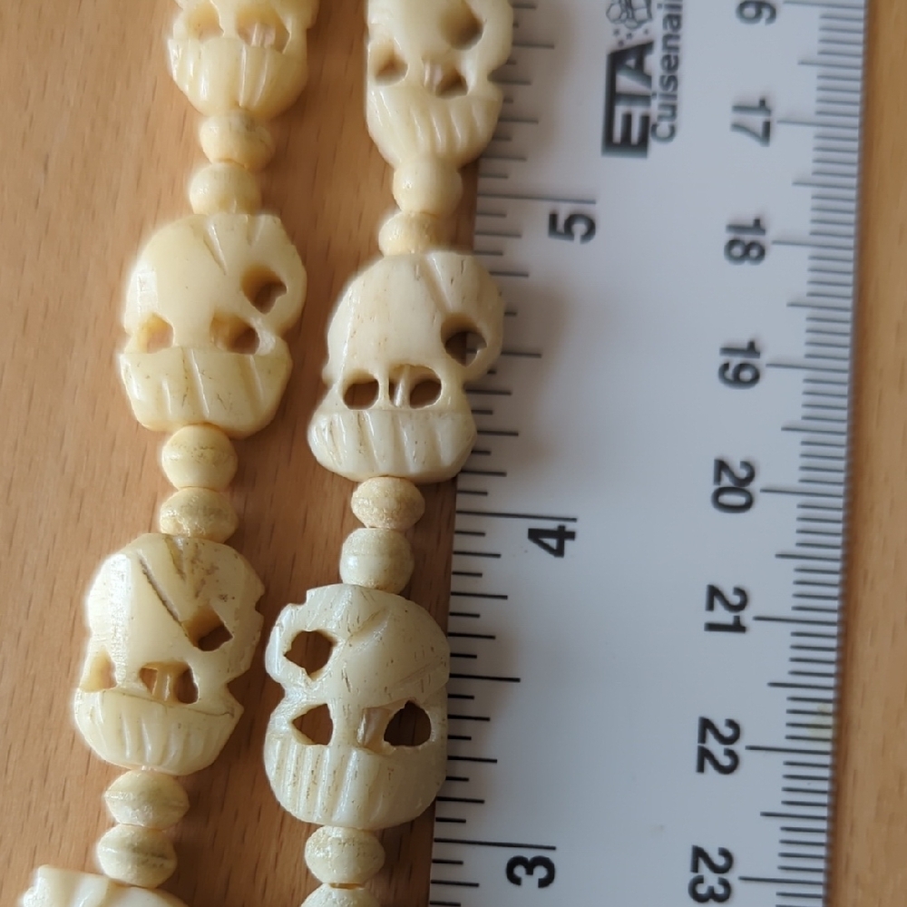 Vintage Cream Carved Bone Elephant Necklace - Picture 6 of 6